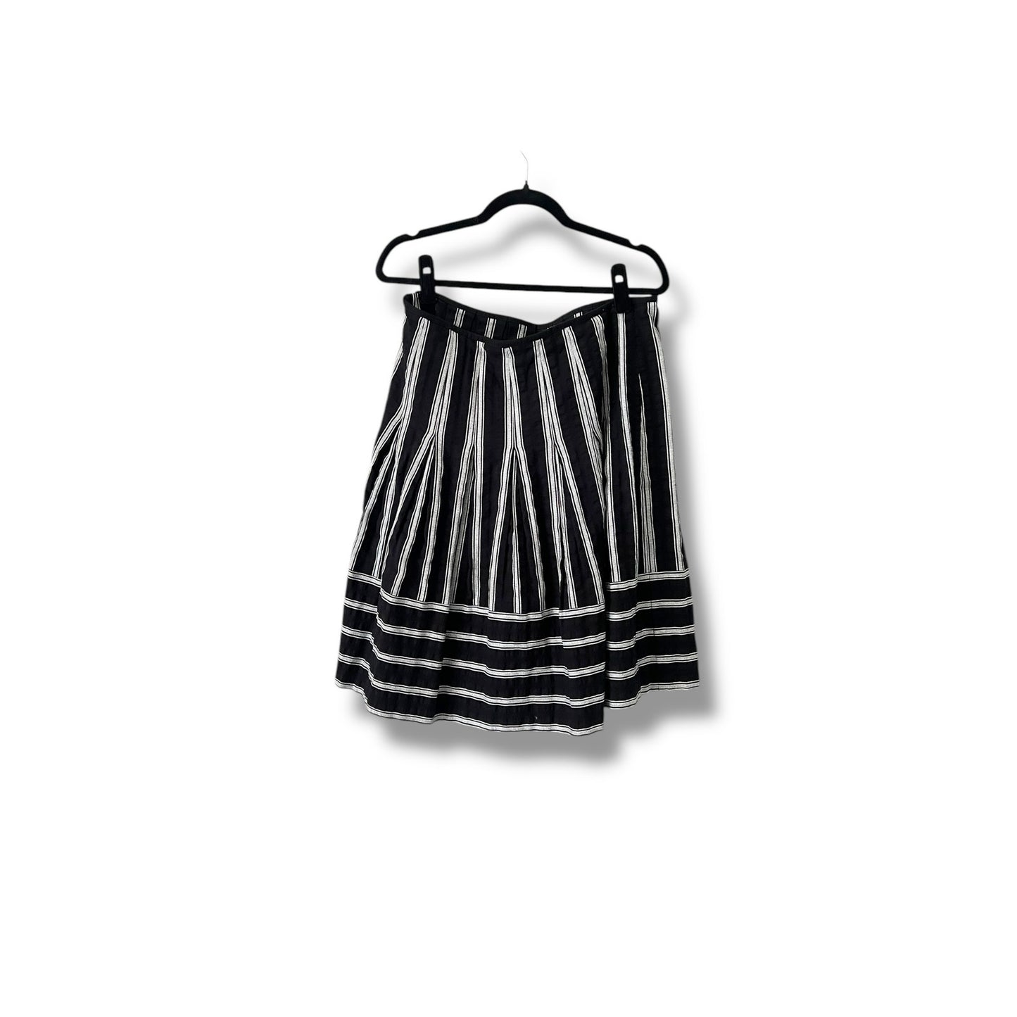 Talbots Embroidered Black A Line Skirt Size 10