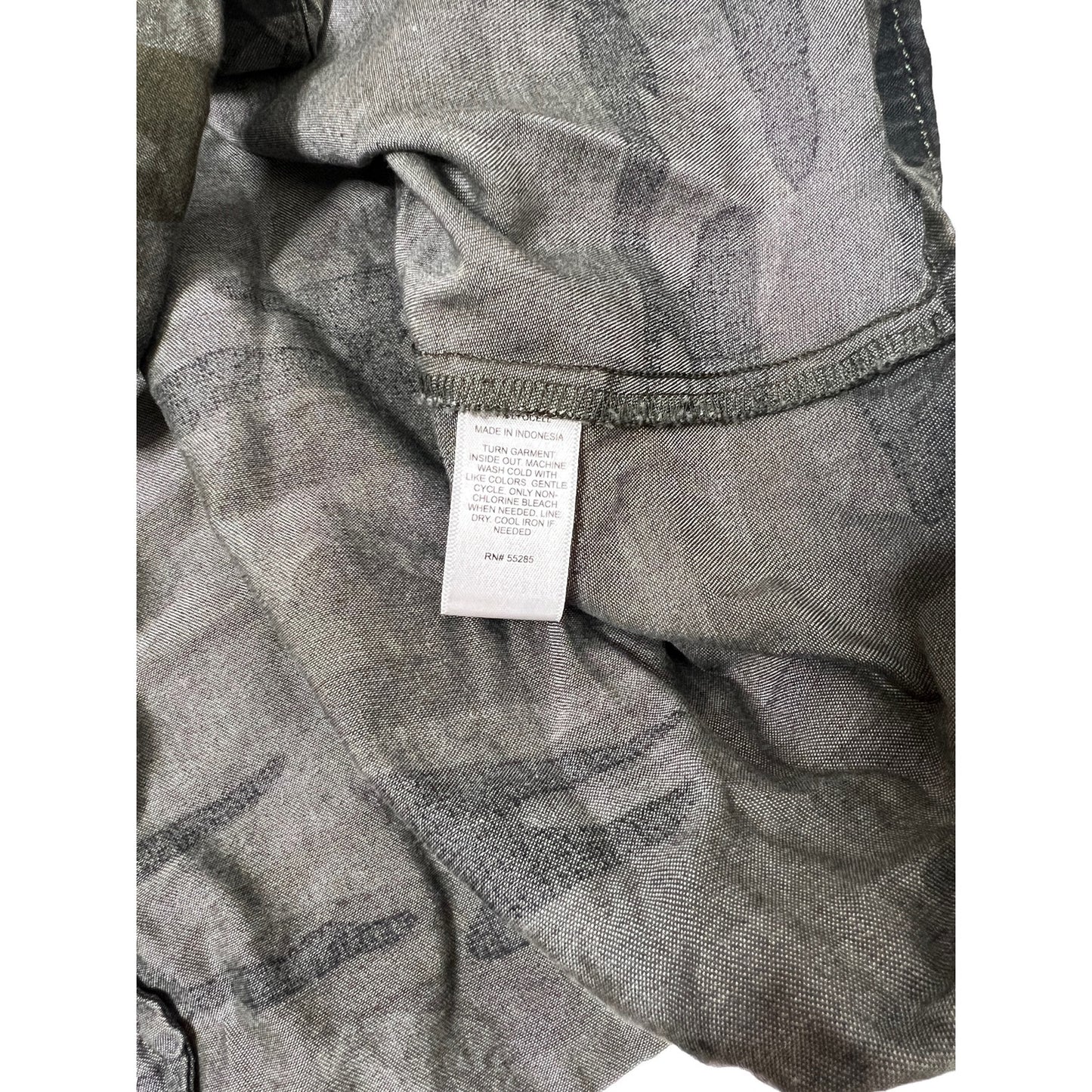 Express Outlet Batwing Camo Blouse