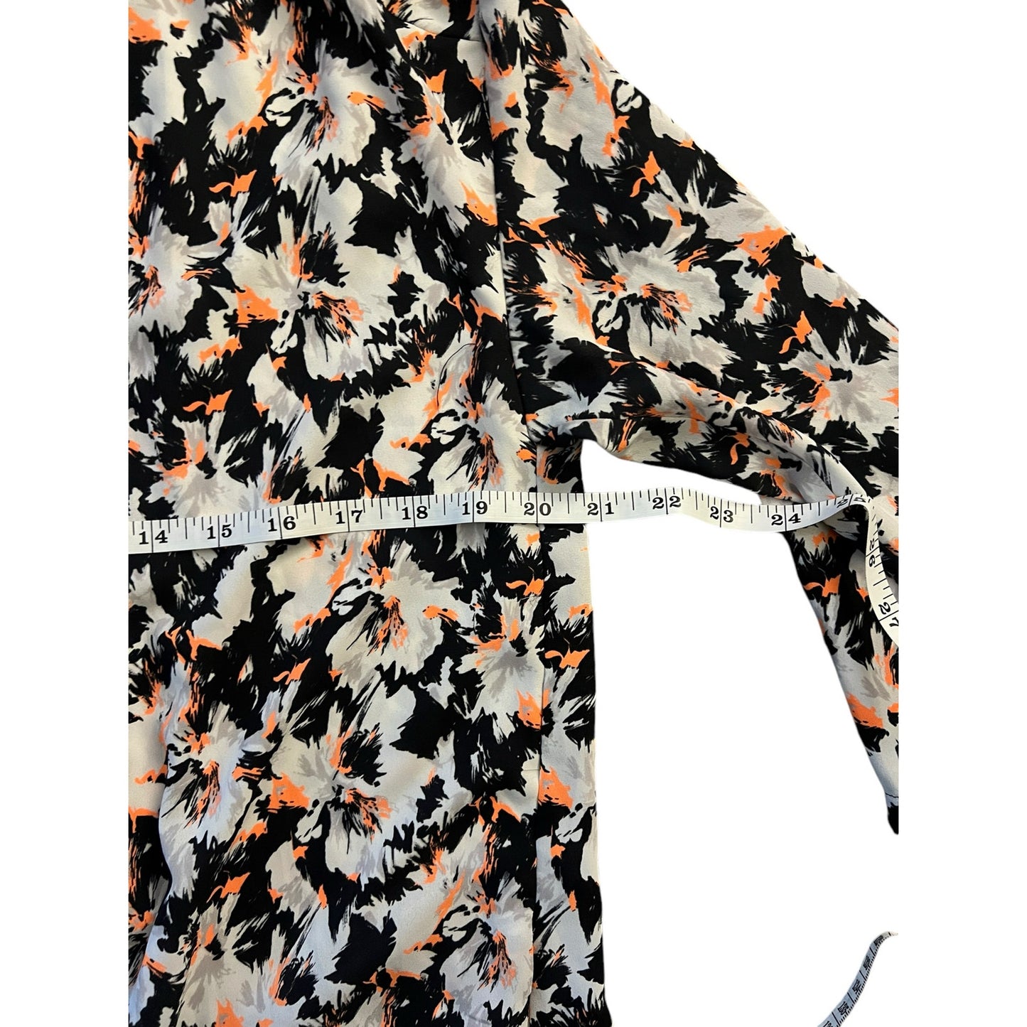 Astr THE LABEL | Lightweight Neon Floral Blazer