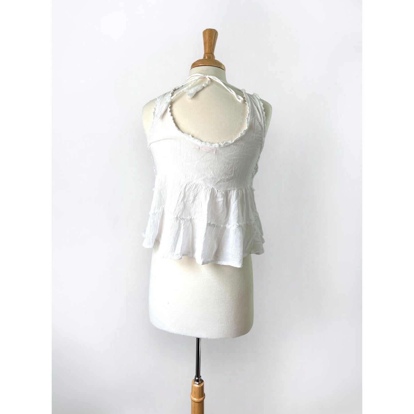 Mi Ami White Lace Peplum Cropped Blouse – Size M, 100% Cotton, Boho Style