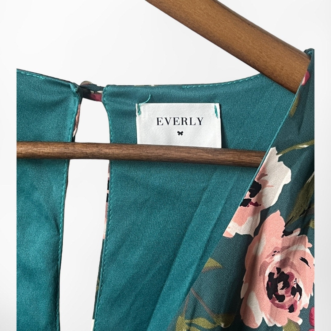 Everly Teal Floral Long Sleeve Romper - Size Small