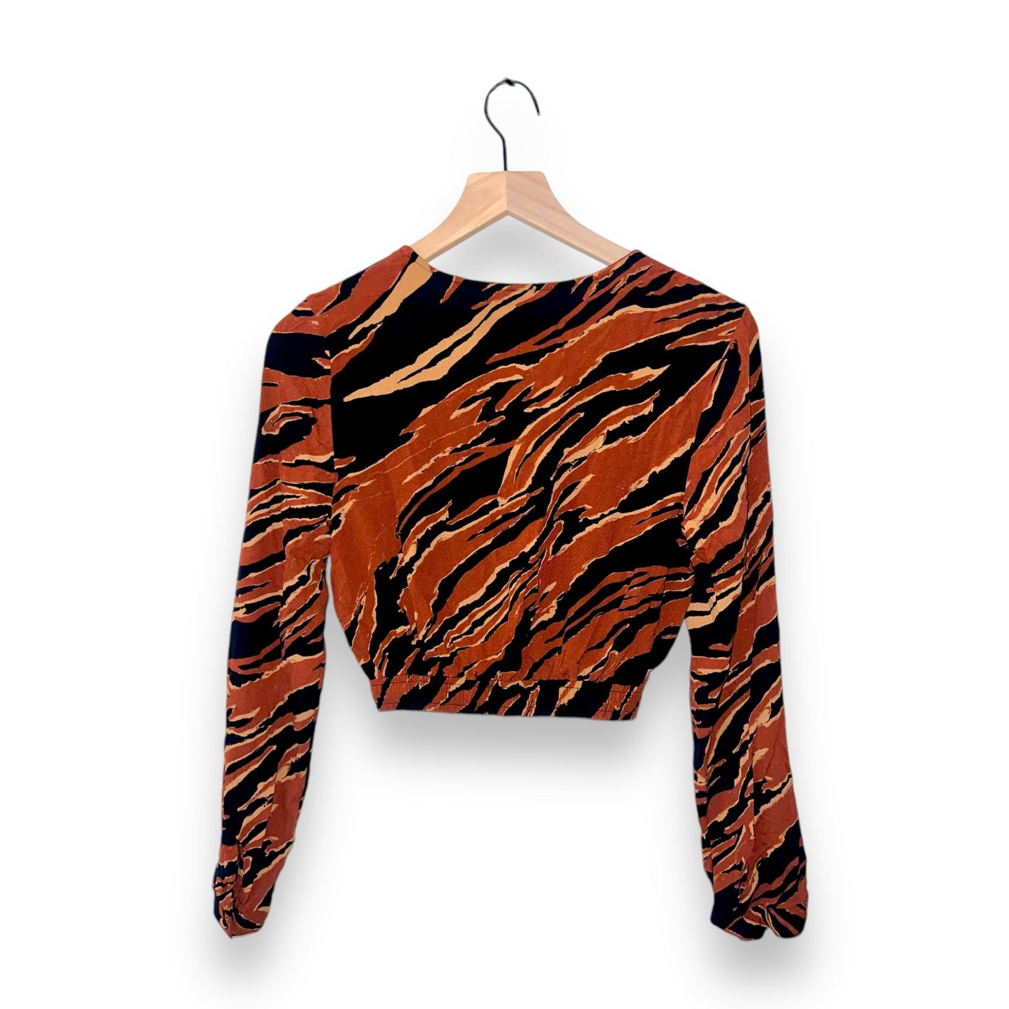 BP Long Sleeve V-Neck Brown Tiger Striped Crop Top Size S