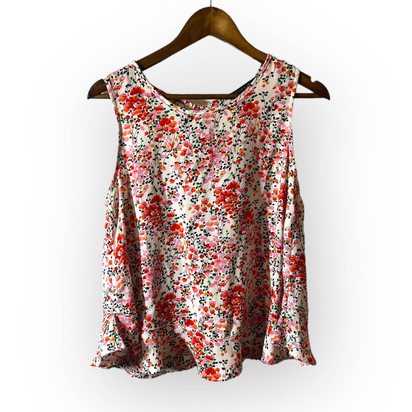 Harlowe & Graham Cream and Pink Floral Drop Waist Tank Top